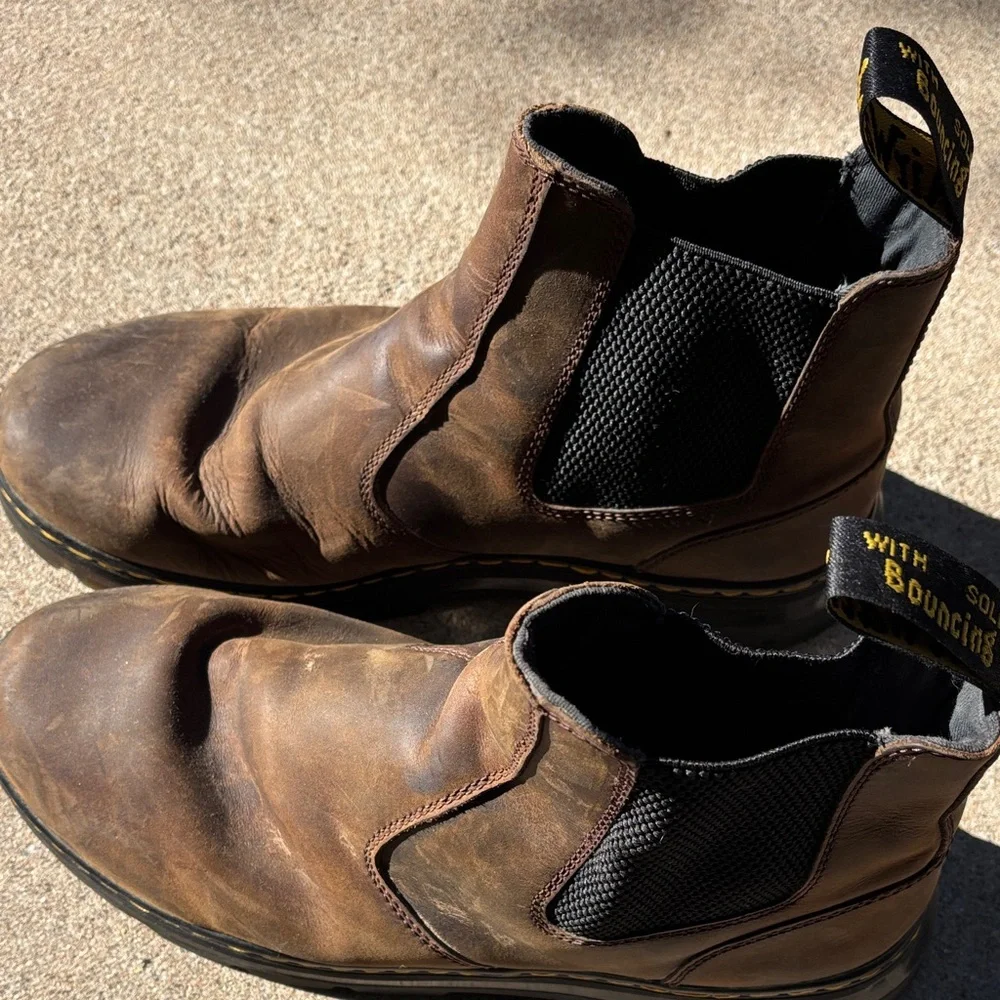 Men’s Doc Martens Leather Boots - Picture 3 of 6